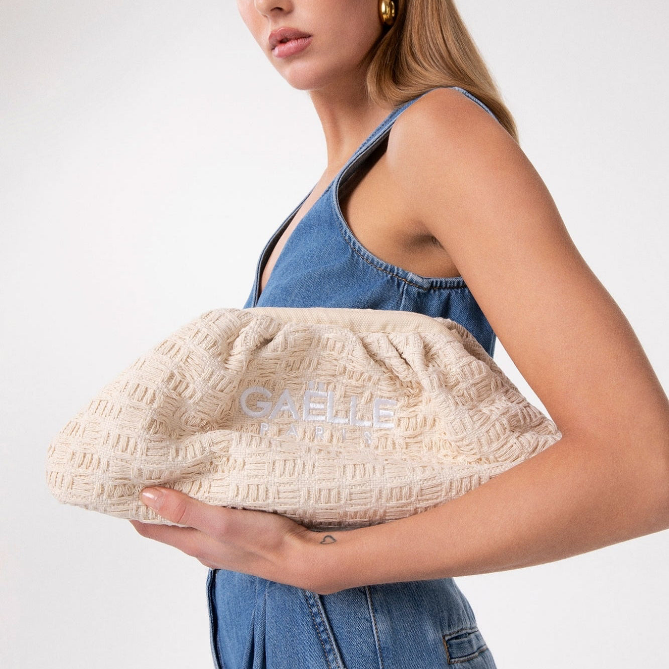 BORSA CLUTCH GAELLE RICAMO