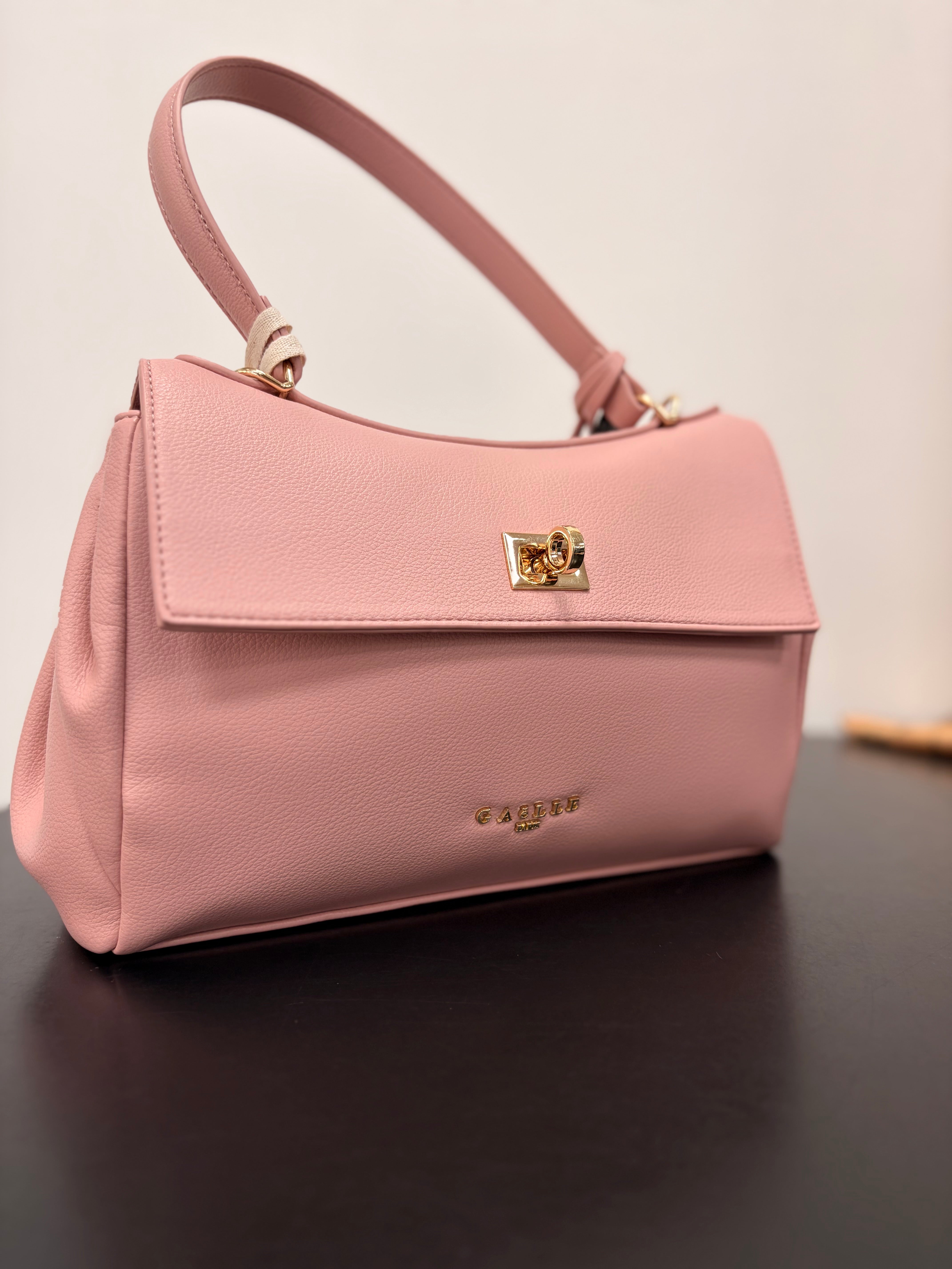 BORSA A MANO ROSA GAELLE