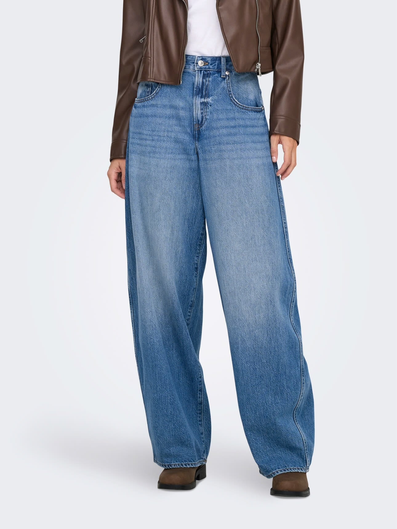 JEANS BARREL ONLY