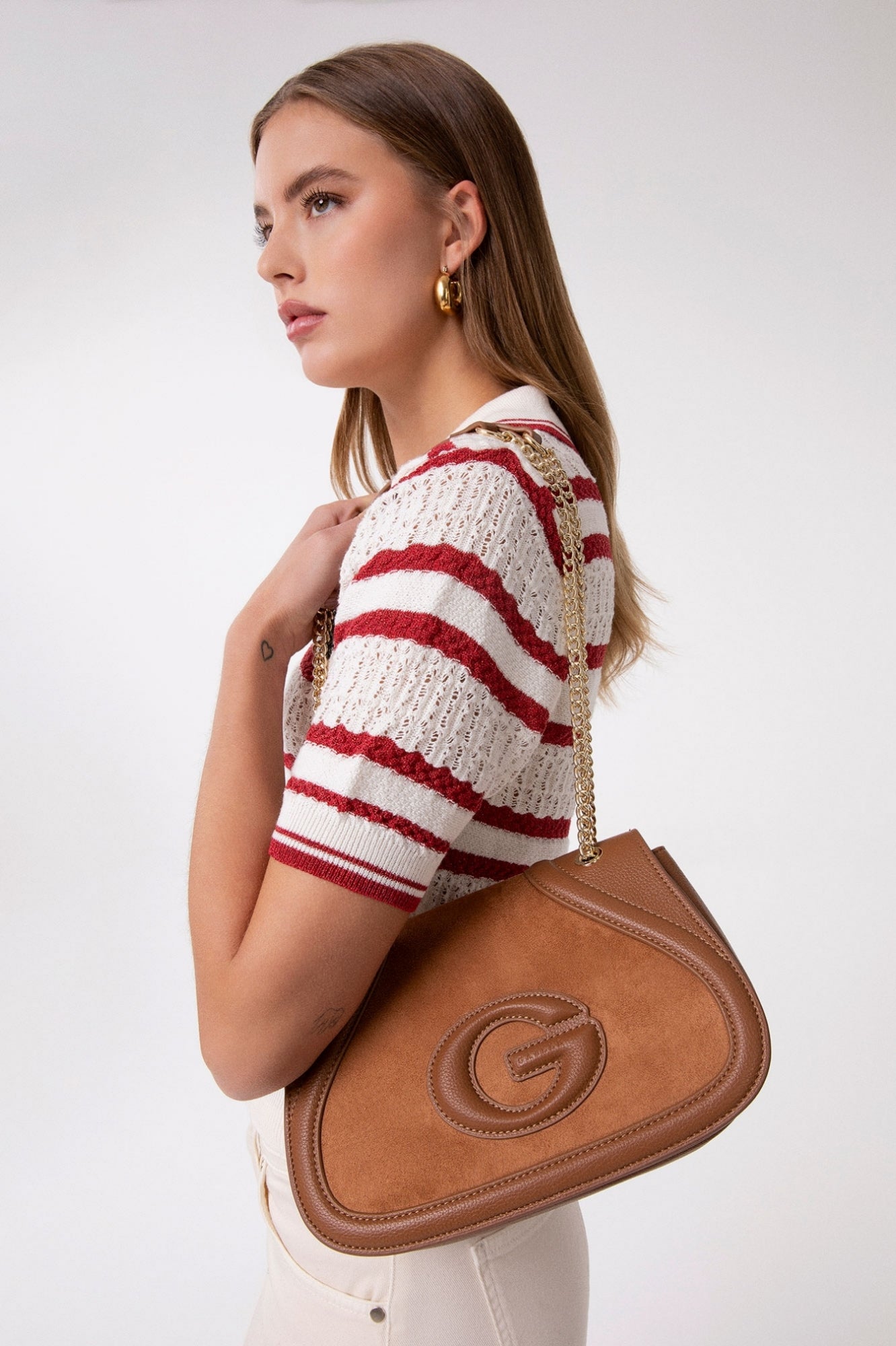 BORSA A TRACOLLA CON DETTAGLIO IN ECO CAMOSCIO- GAELLE PARIS