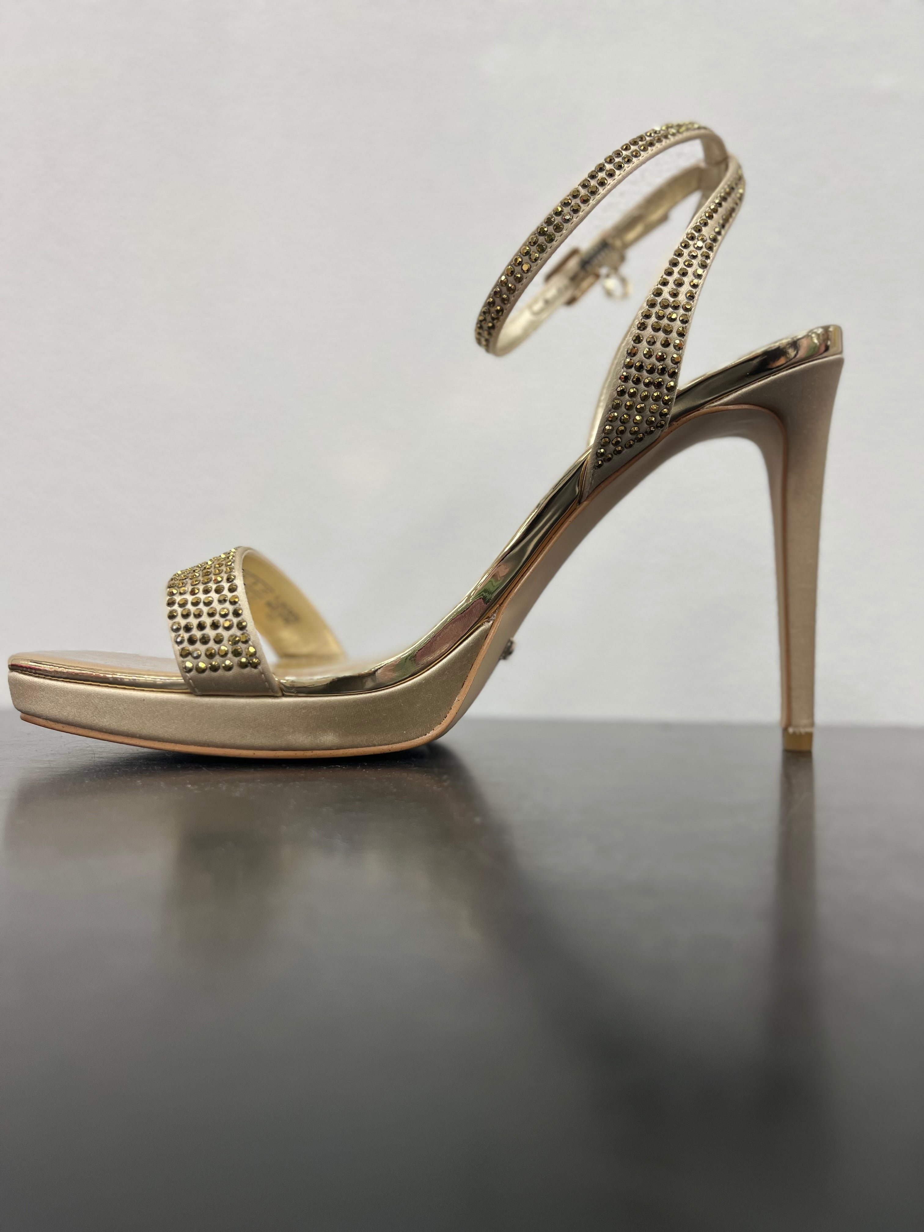 SANDALO GUESS ZACH CON CINTURINO E STRASS