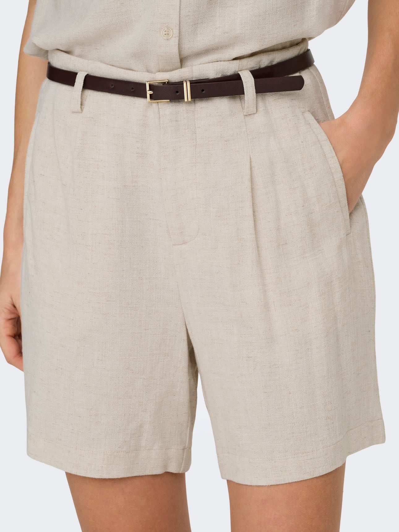 SHORTS IN LINO CON CINTURA -ONLY