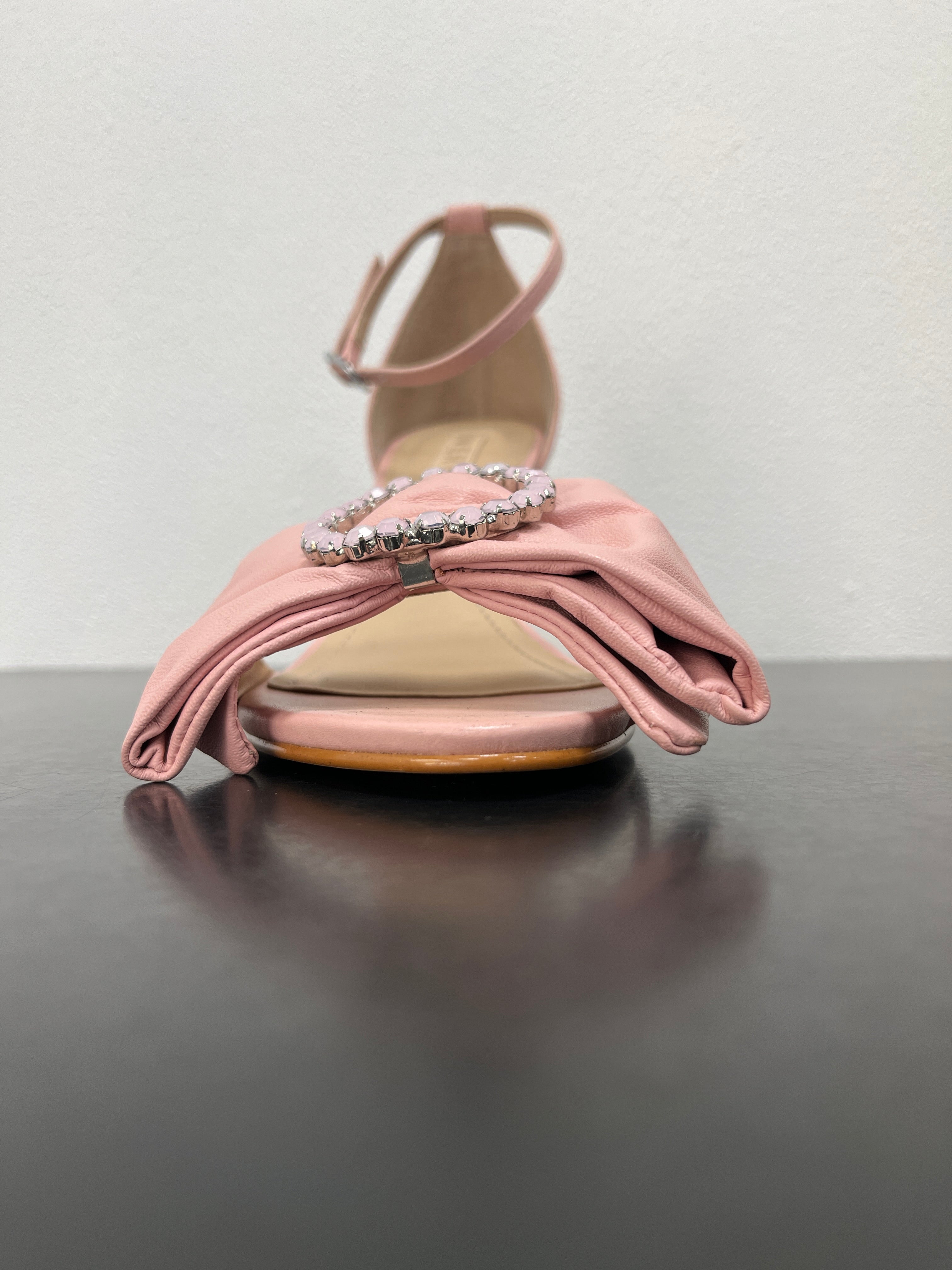 SANDALO ROSA CON FIOCCO E CINTURINO WERNER