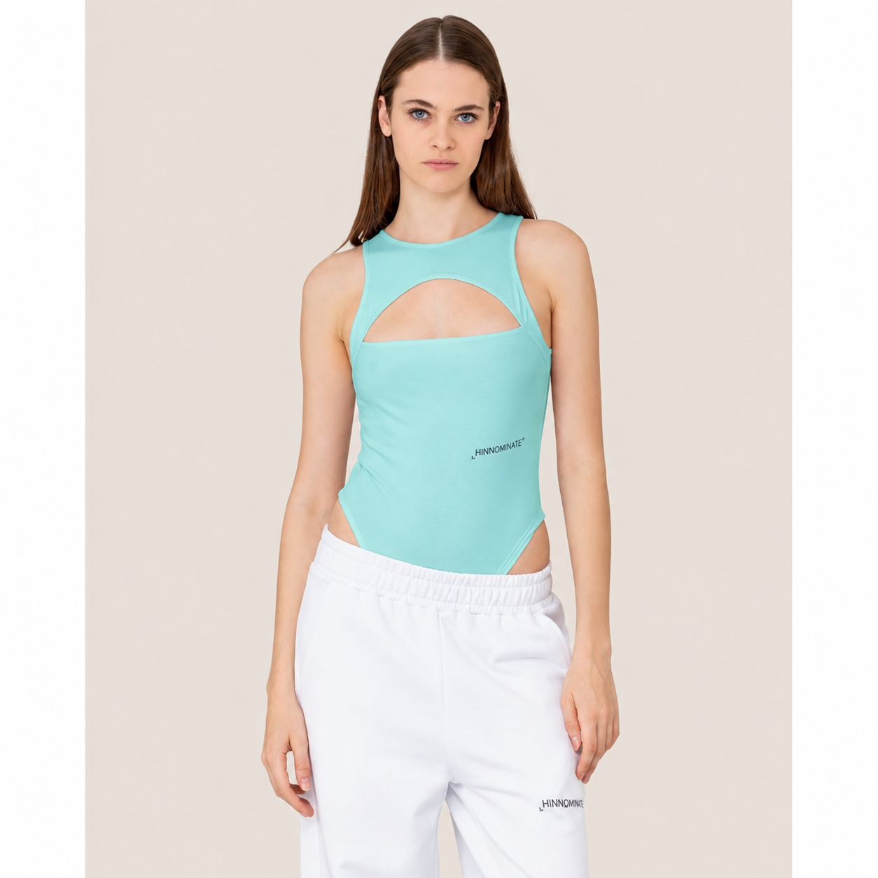 BODY HINNOMINATE CON SCOLLO IN APERTURA SMANIC.