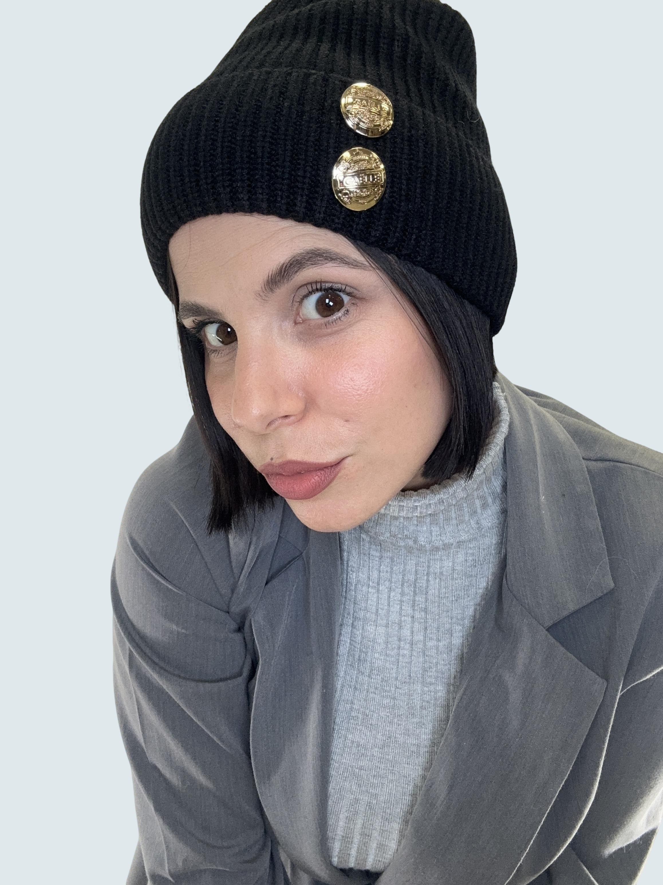 Cappellino Con Bottoni Nero - GAELLE