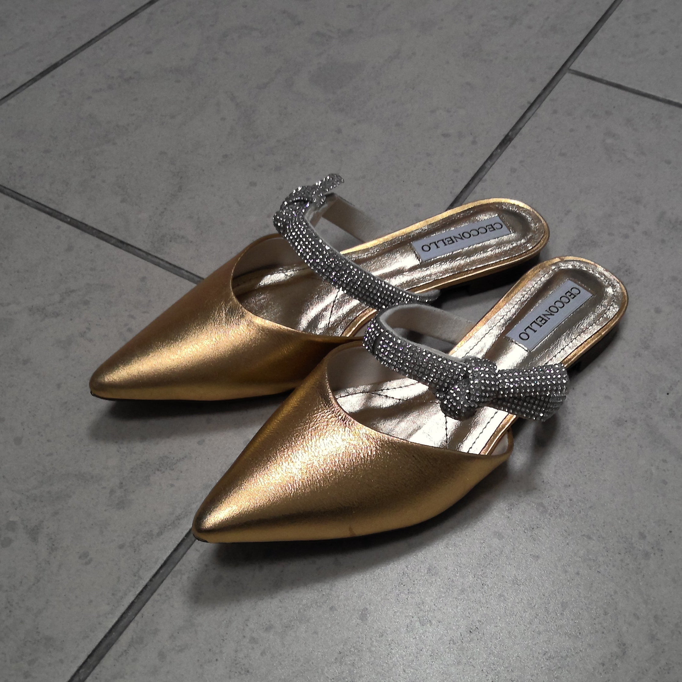 BALLERINA CECCONELLO IN PELLE LAMINATO